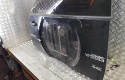 Крышка багажника для Suzuki Grand Vitara 2015 года на фотографиях