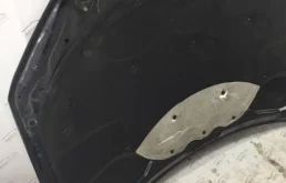 Капот для Mercedes-Benz C class 2008 года на фотографиях