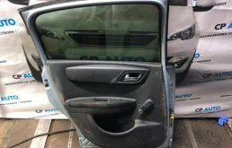 Дверь задняя левая для Citroen C4 2005 года на фотографиях