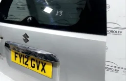 Крышка багажника для Suzuki Grand Vitara 2015 года на фотографиях