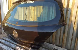 Крышка багажника для Opel Astra 2008 года на фотографиях