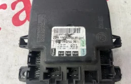 Блок управления дверью для Mercedes-Benz M class 2009 года на фотографиях