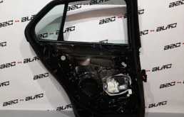 Дверь задняя левая для Volkswagen Jetta 2009 года на фотографиях