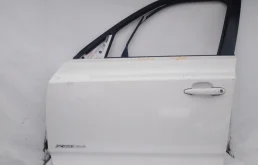 Двери для BMW X3 2008 года на фотографиях