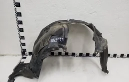 Подкрылок передний правый для Nissan X-Trail 2017 года на фотографиях