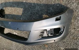 Бампер для Volkswagen Tiguan 2012 года на фотографиях