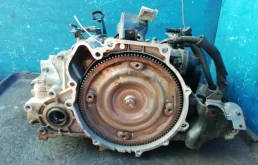 АКПП для Hyundai Tucson 2005 года на фотографиях