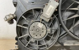 Кассета радиаторов для Volkswagen Touareg 2009 года на фотографиях