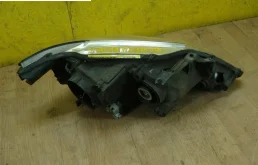 Фара левая для Toyota Camry 2015 года на фотографиях