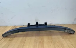 Усилитель бампера передний верхний для Opel Astra 2005 года на фотографиях