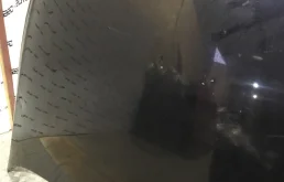 Капот для Volkswagen Passat 2007 года на фотографиях