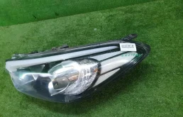 Фара ксенон левая для Kia Cerato 2016 года на фотографиях