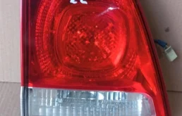 Вставка / фонарь задний внутренний land cruiser 200 (81591-60210) для Toyota Land Cruiser 200 2007-2015