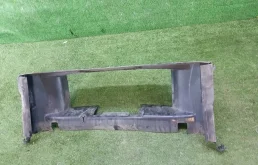 Воздухозаборник для BMW 3er 2012 года на фотографиях