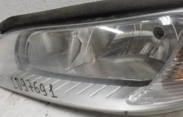 Фары для Volvo S80 2016 года на фотографиях