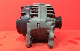 Генератор для Skoda Fabia 2010 года на фотографиях