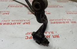 Стабилизатор поперечной устойчивости задний для Nissan X-Trail 2010 года на фотографиях