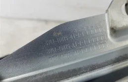 Крыло правое для Ford Kuga 2008 года на фотографиях